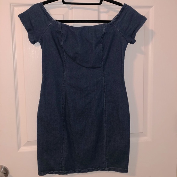 Off Shoulder Denim Dress - Picture 2 of 4